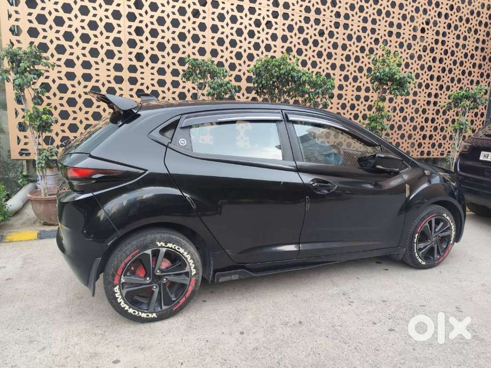 Tata Altroz 2024 Immaculate Sporty