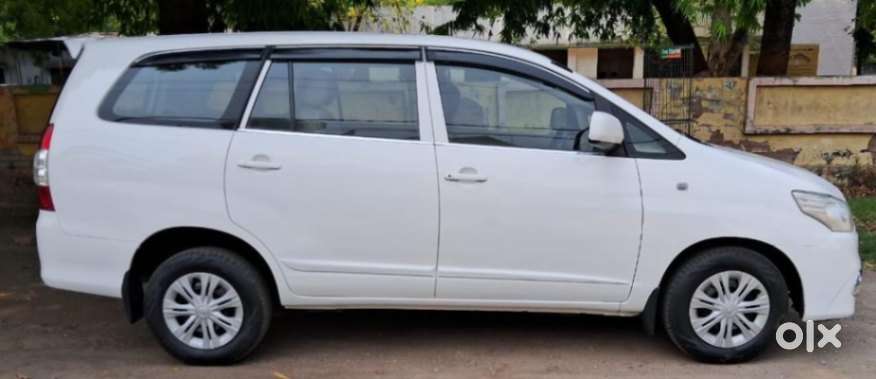 Toyota Innova 2.5 G (diesel) 7 Seater, 2015, Diesel
