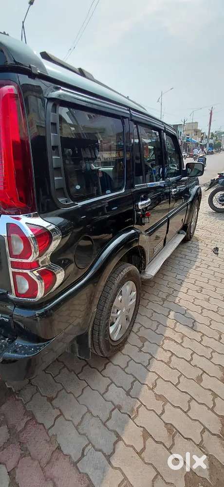 Mahindra Scorpio S5  2022