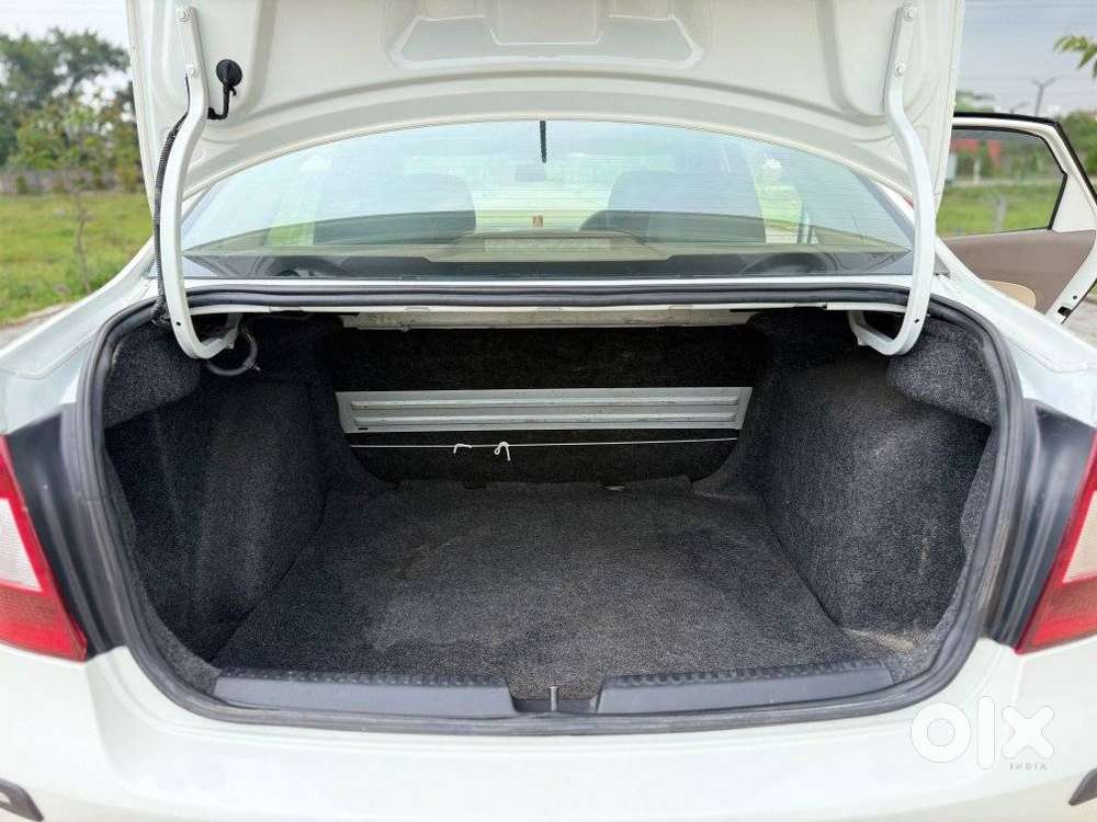 Skoda Rapid 1.5 Tdi Ambition Plus, 2015, Diesel