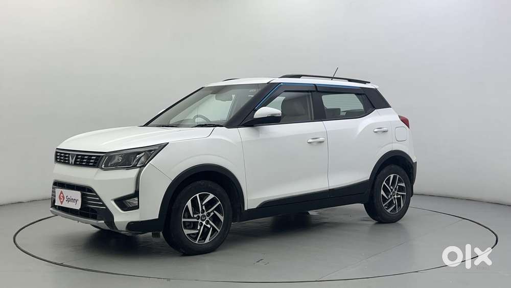 Mahindra Xuv300 W8 (o) 1.5 Diesel Amt, 2023, Diesel