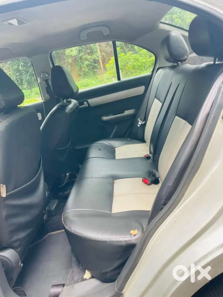 Maruti Suzuki Dzire Vdi 2011