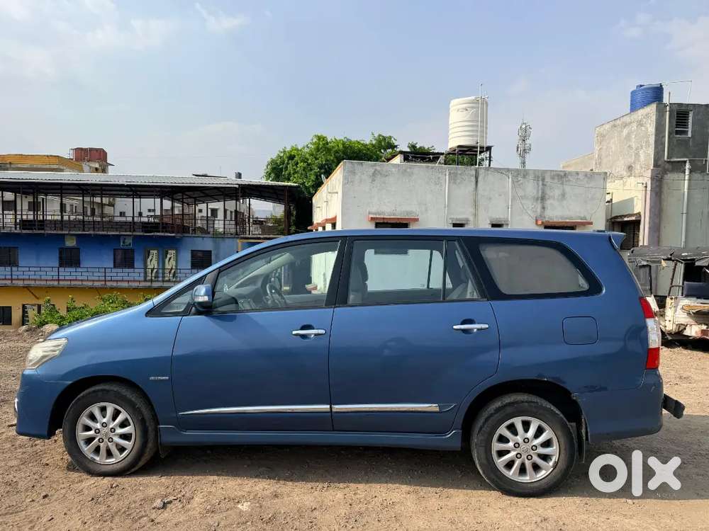 Toyota Innova Diesel 2014 Nov Urgent Sell