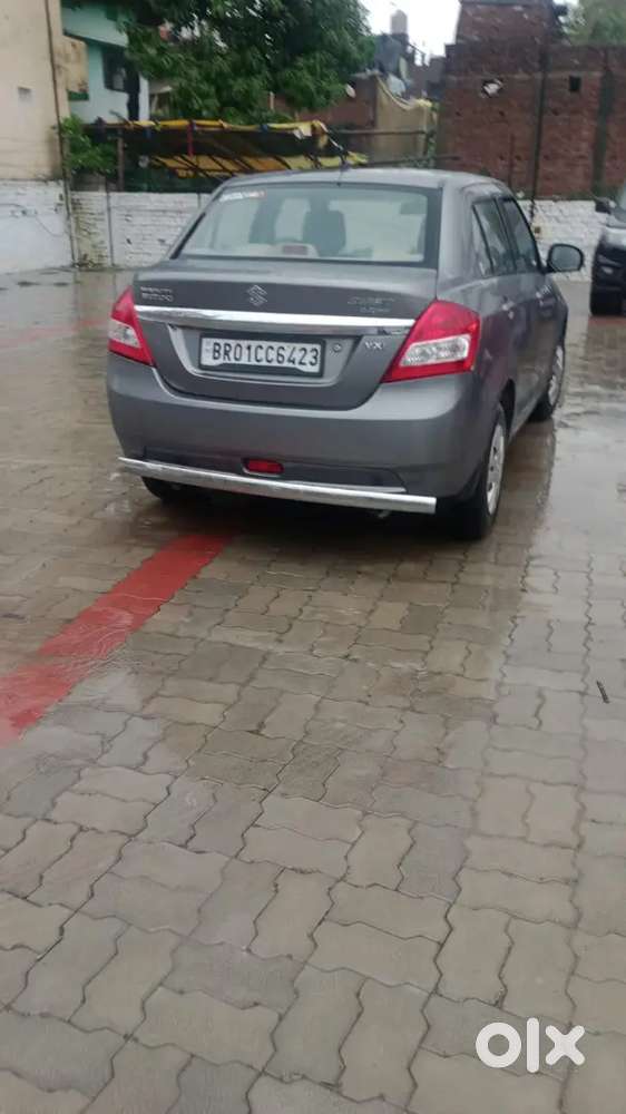 Maruti Suzuki Dzire Cng & Hybrids 121000 Km Driven