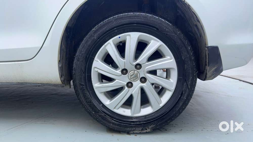 Maruti Suzuki Swift Dzire 1.2 Zxi, 2016, Petrol