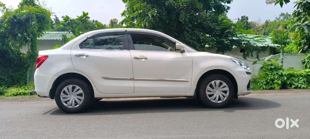 Maruti Suzuki Swift Dzire 1.2 Vxi Bsiv, 2021, Petrol