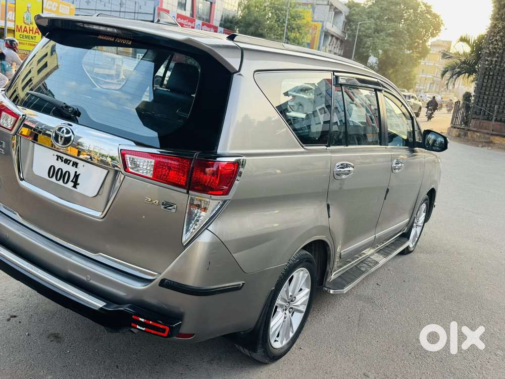 Toyota Innova Crysta Zx 2.4 Diesel 7 Seater, 2016, Diesel