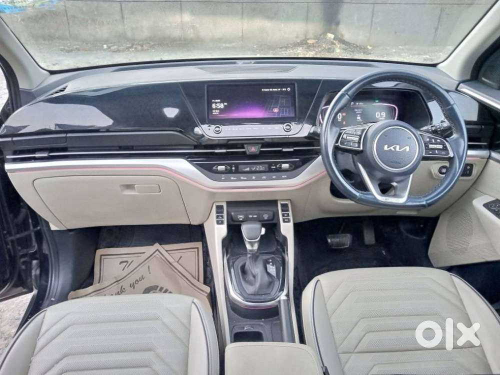 Kia Carens Luxury (o)1.5 Turbo Petrol Dct 7 Str, 2023, Petrol