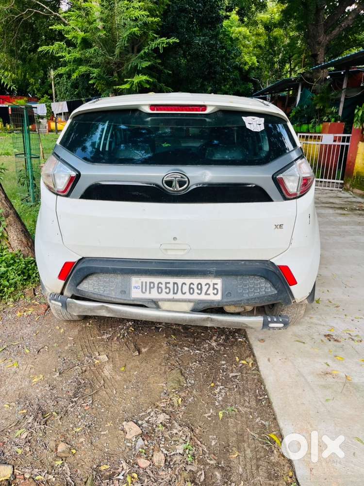 Tata Nexon Petrol 2018