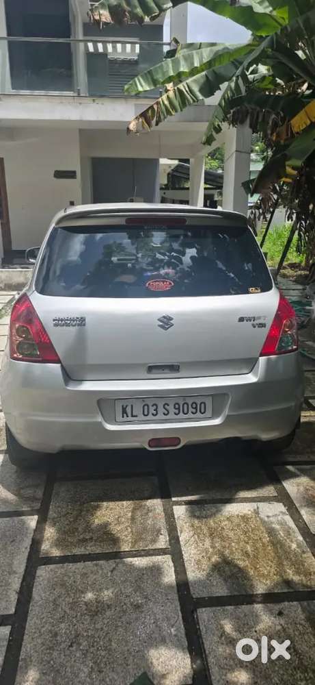 Swift Maruti Suzuki 2010 Diesel Well Maintained