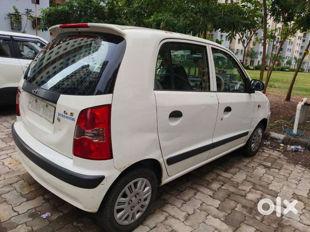 Santro X Zing Hyundai Car .