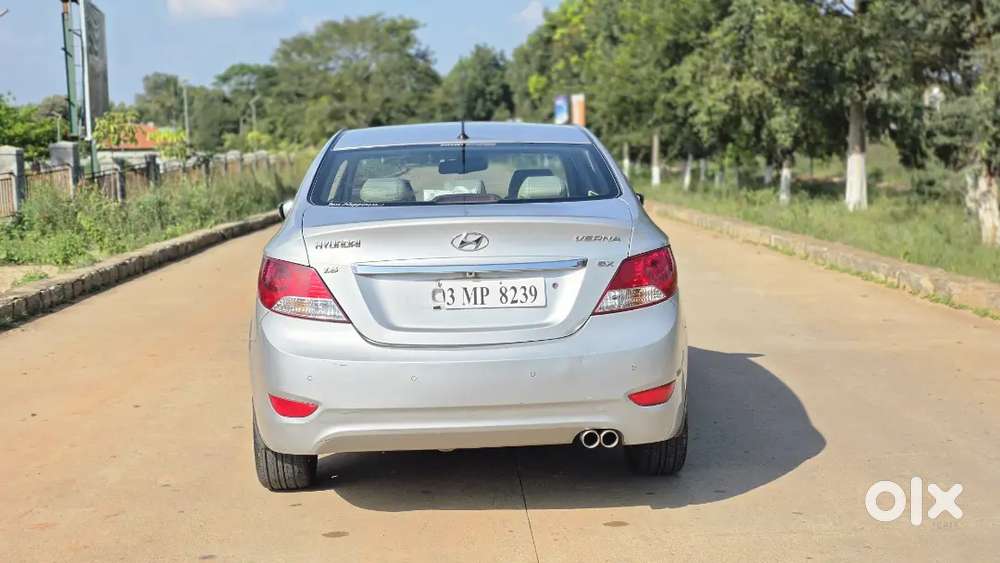 Hyundai Verna Fluidic 2011