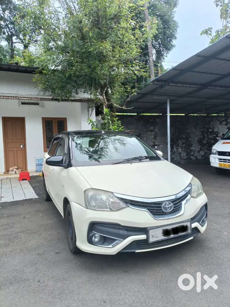 Toyota Etios Liva 2016