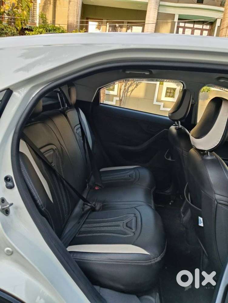 Tata Nexon 1.5 Revotorq Xz Plus (s), 2023, Diesel