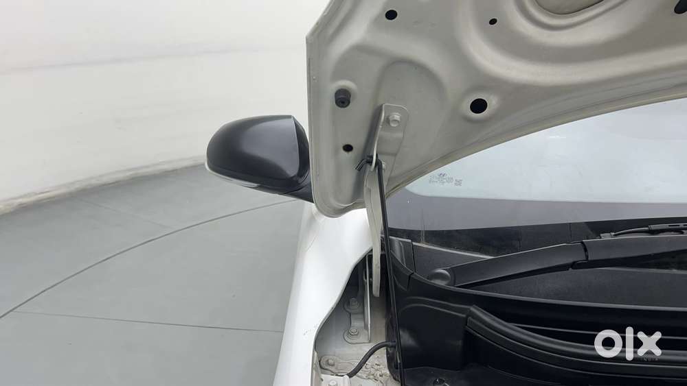 Hyundai Aura 1.2 Sx Cng, 2024, Cng & Hybrids