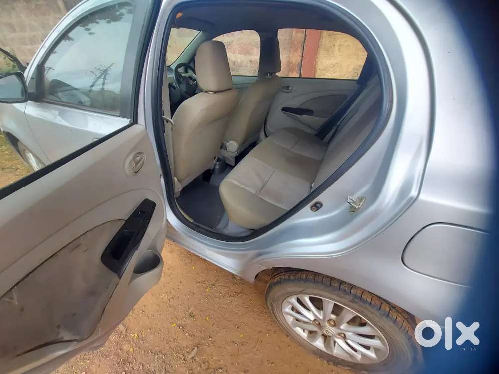 Toyota Etios Liva 2015