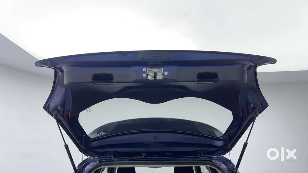 Maruti Suzuki Swift Vvt Vxi, 2022, Petrol