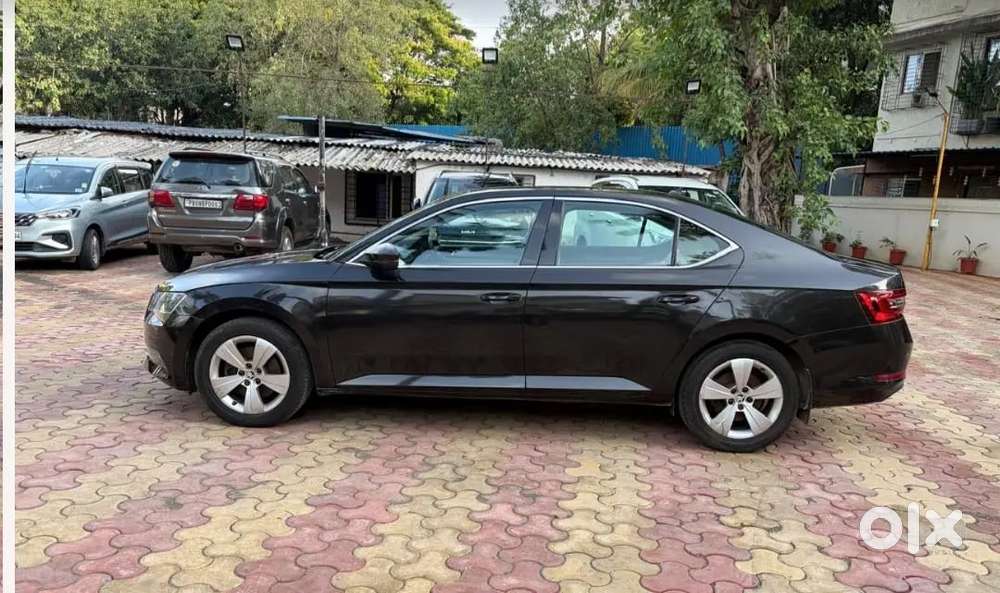 Skoda Superb  Petrol Automatic  Single Owner