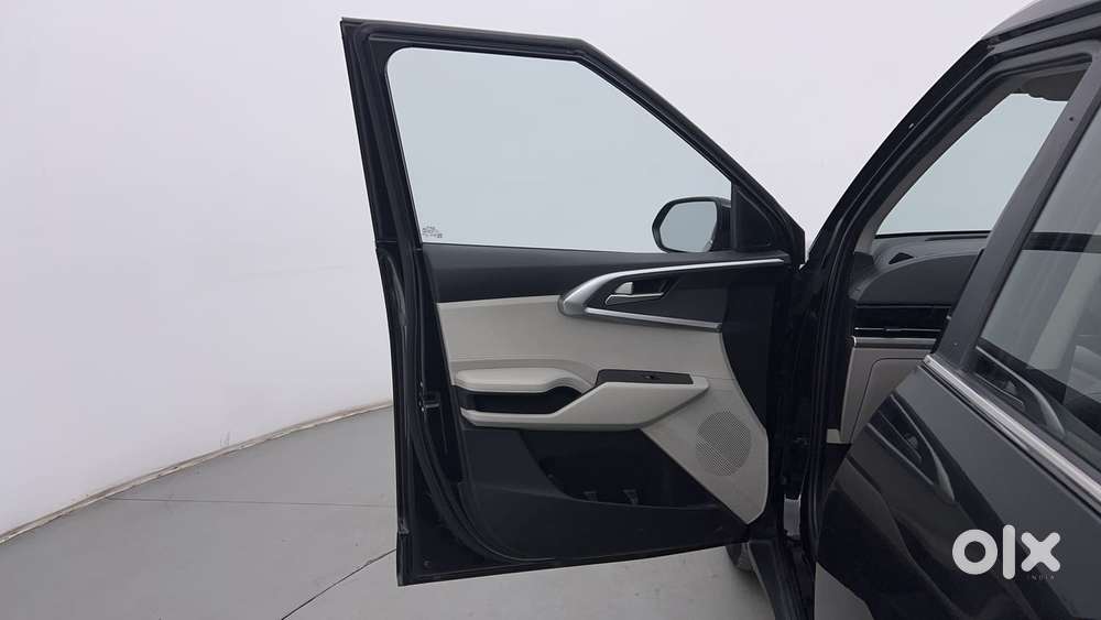 Kia Carens 1.5 Prestige Plus Diesel 7 Str Imt, 2023, Diesel
