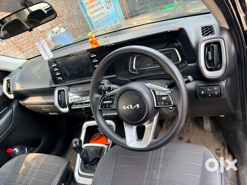 Kia Sonet Petrol 2025