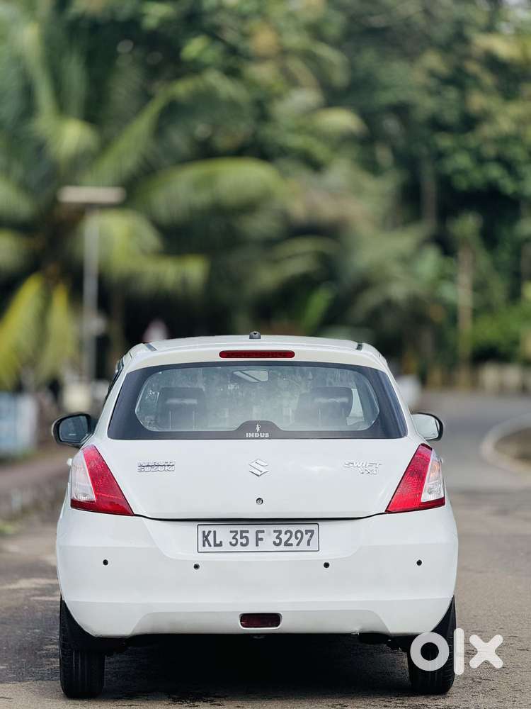 Maruti Suzuki Swift 1.2 Vxi Deca Limited Edition, 2014, Petrol