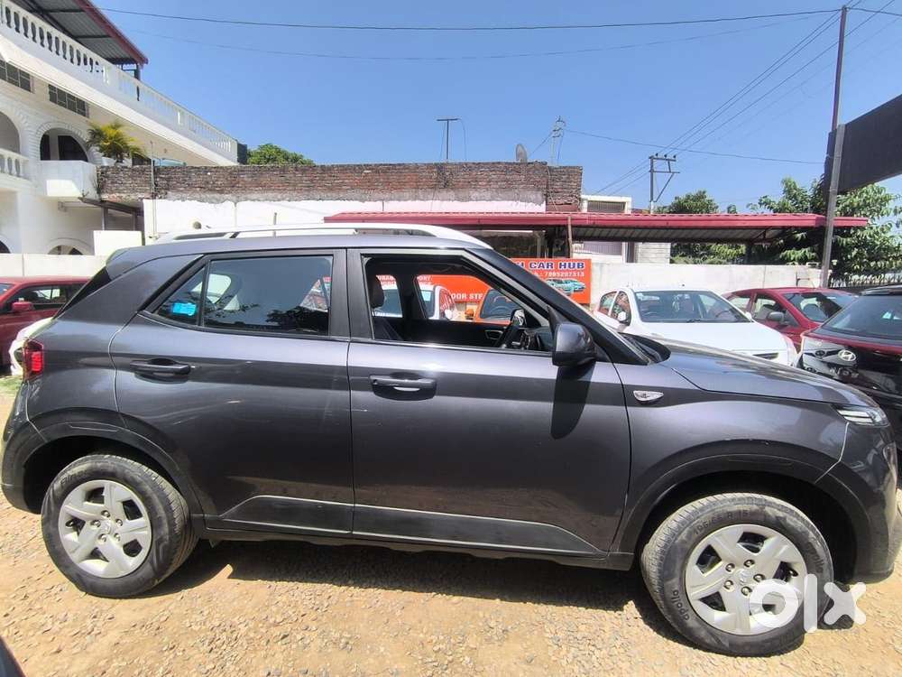 Hyundai Venue S 1.2 Petrol, 2020, Petrol