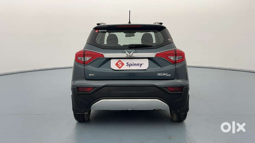 Mahindra Xuv300 W8 Diesel, 2023, Diesel