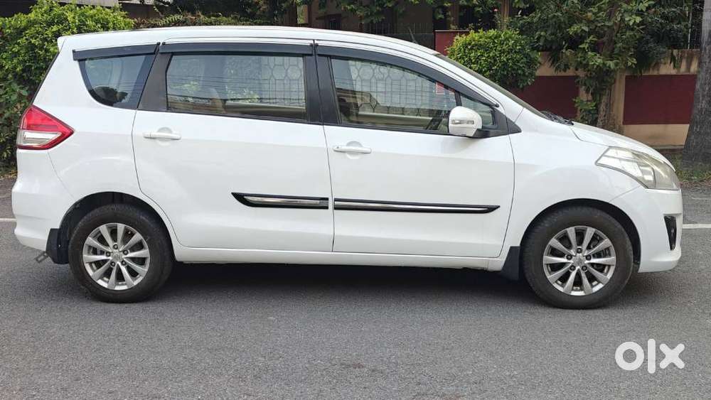 Maruti Suzuki Ertiga Shvs Zdi Plus, 2015, Diesel