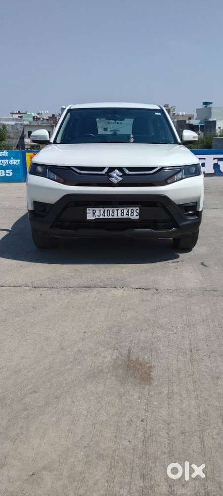 Maruti Suzuki Brezza 1.5 Lxi Smart Hybrid, 2024, Petrol