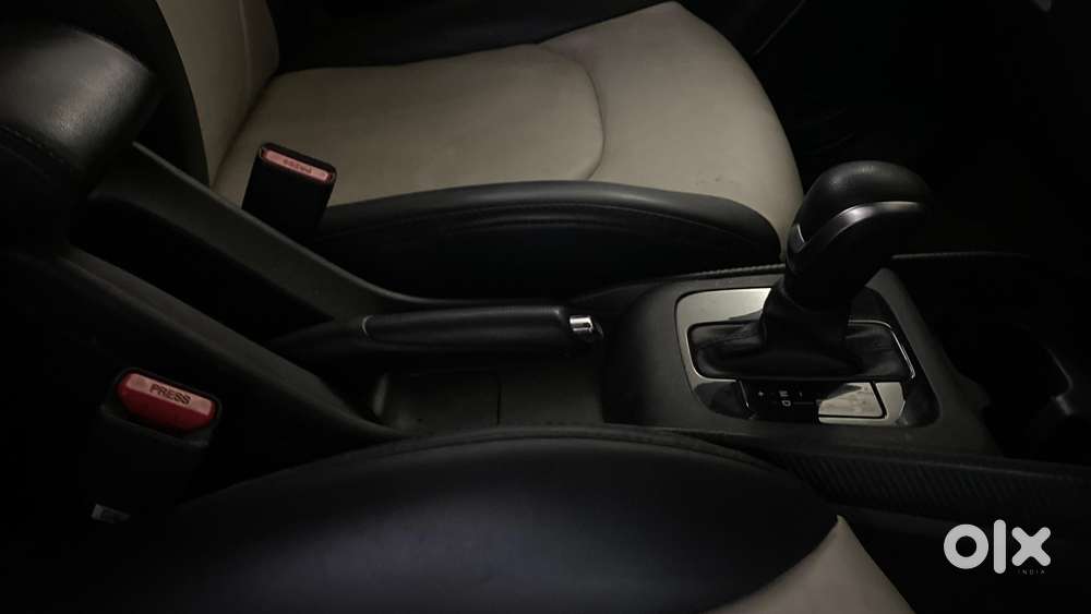 Maruti Suzuki Fronx Delta Plus 1.2l Ags, 2023, Petrol