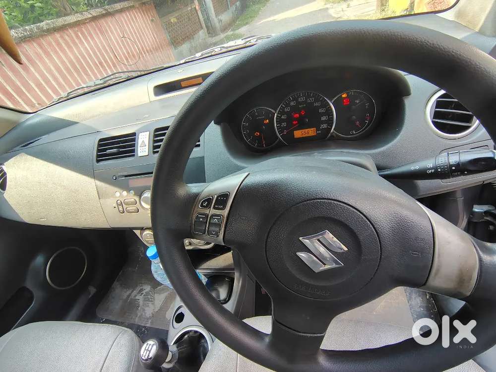 Maruti Suzuki Swift Dzire 2011 With Life Time Tax Zxi