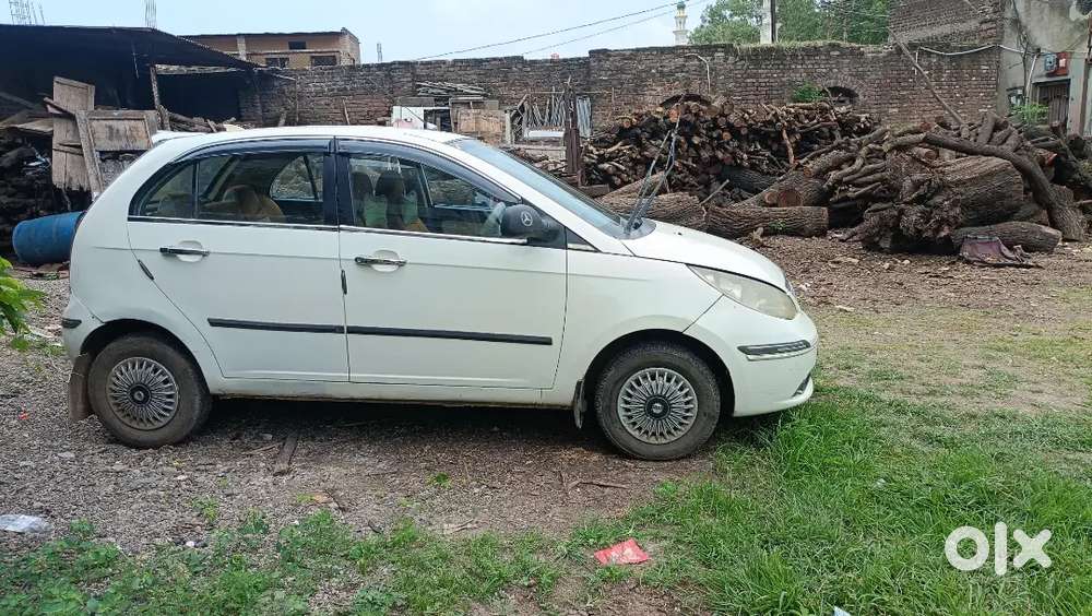Tata Indica Vista 2012 Diesel 110000 Km Driven