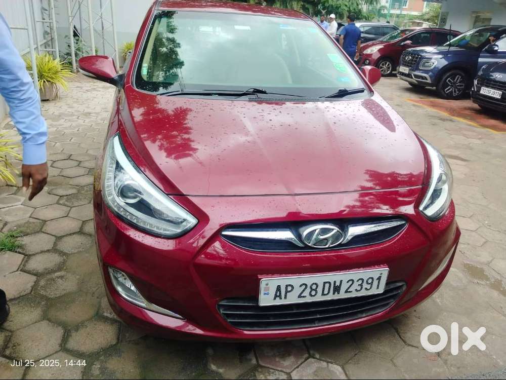 2014 Hyundai Verna Petrol Sx (o) Vtvt Excellent Condition