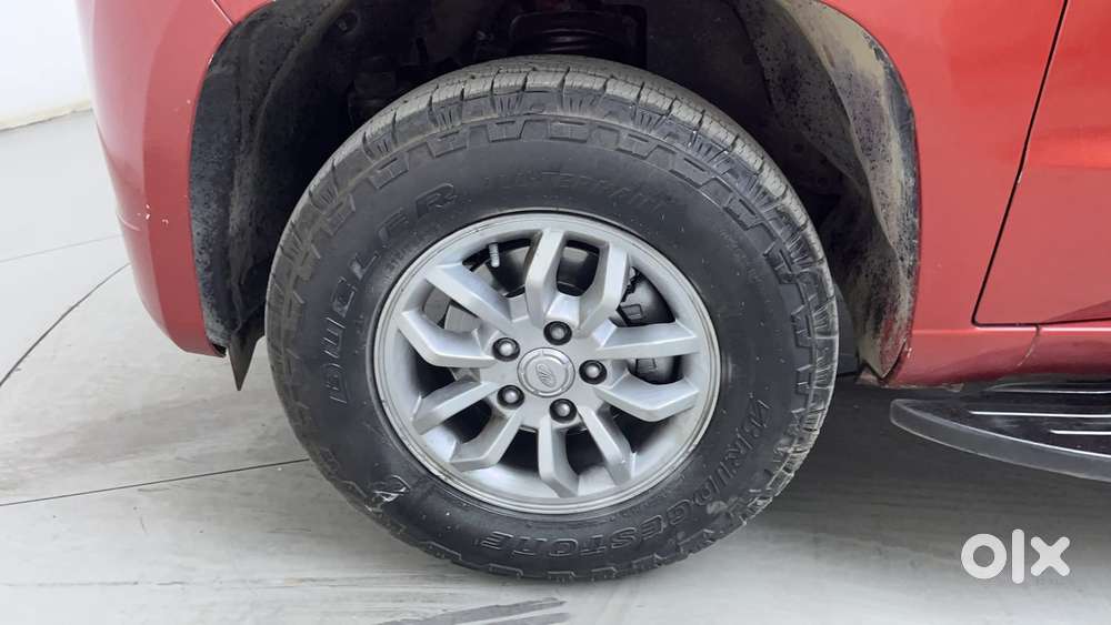 Mahindra Tuv 300 Mhawk100 T8, 2016, Diesel