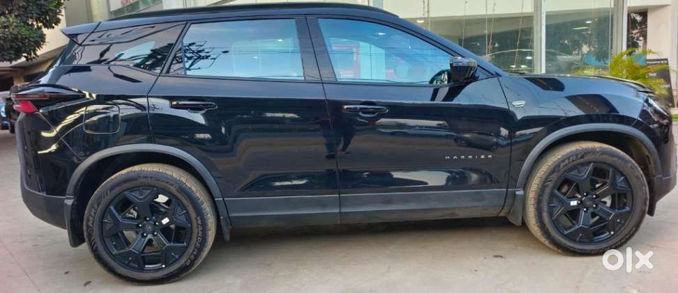 Tata Harrier Fearless Plus Dark Edition AT, 2025, Diesel