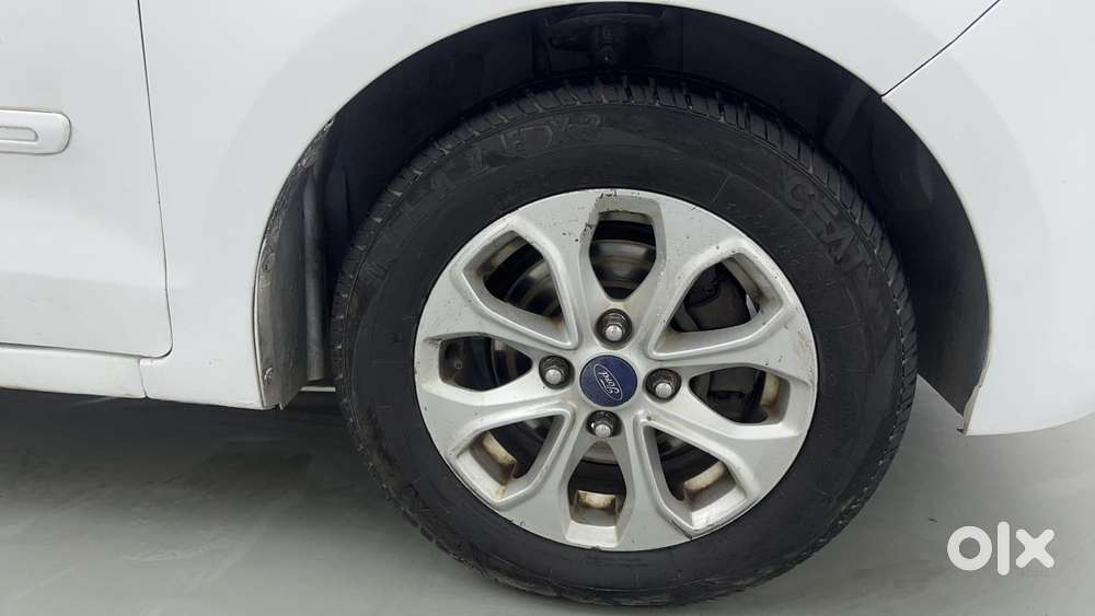Ford Figo Aspire Titanium, 2016, Petrol