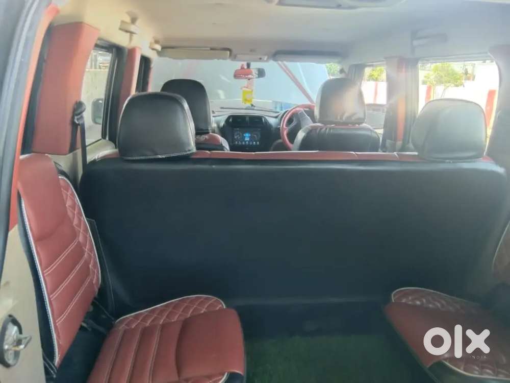 Mahindra Tuv 300 2017