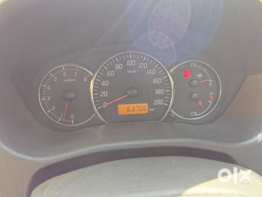 Maruti Suzuki Swift Vxi + Manual, 2011, Petrol