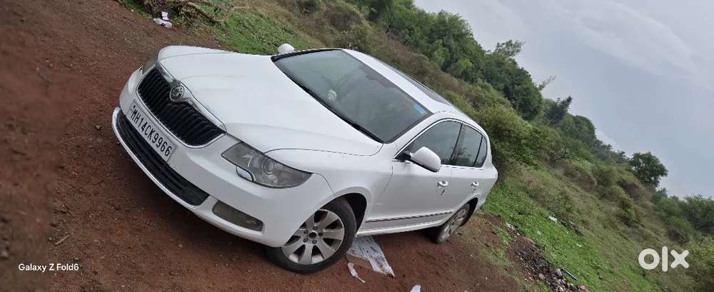 Skoda Superb Elegance 2011