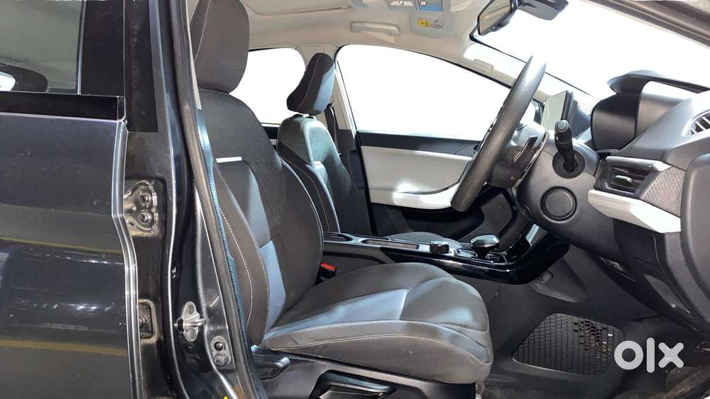 Tata Nexon Creative Plus S 1.2 Revotron Petrol 7dca, 2023, Petrol
