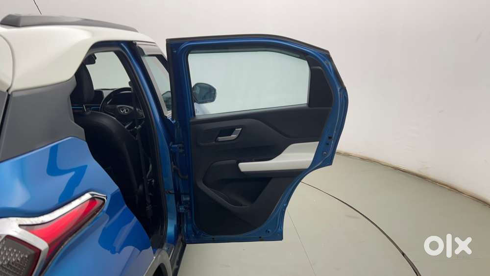 Tata Punch 1.2 Revotron Creative Dual Tone, 2021, Petrol