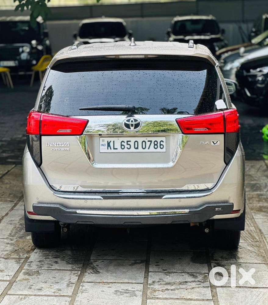 Toyota Innova Crysta 2.4 Vx Mt, 2020, Diesel