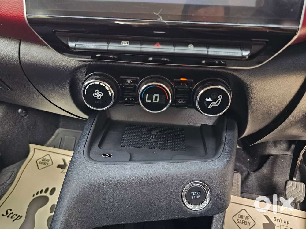 Nissan Magnite 1.0 Xv Executive Turbo Cvt, 2022, Petrol