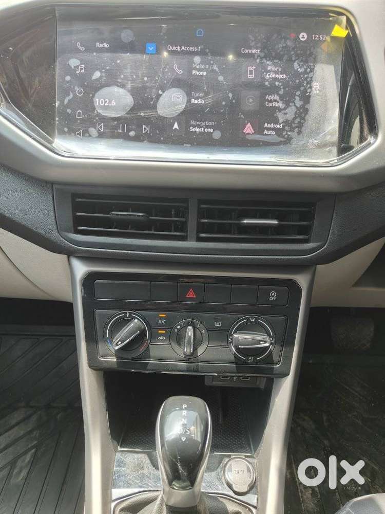 Volkswagen Taigun 1.0 Tsi Highline At, 2022, Petrol