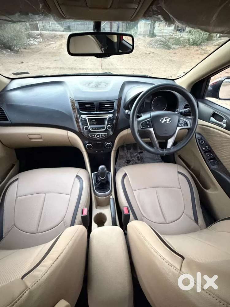 Hyundai Verna 1.6 Vtvt Sx, 2015, Petrol