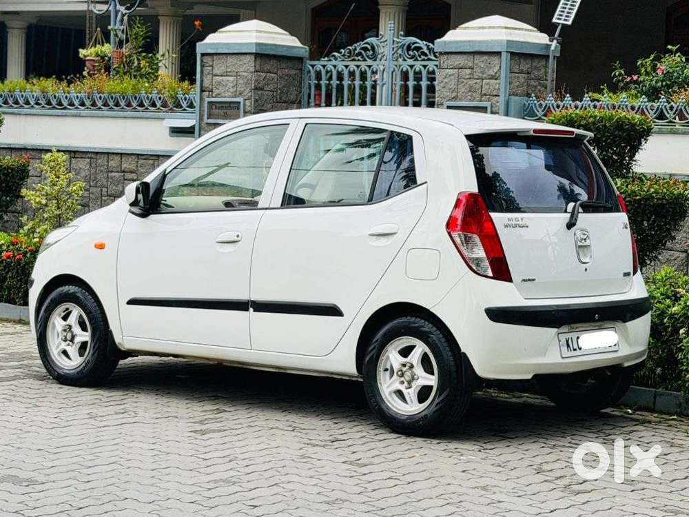 Hyundai I10 Sportz At, 2009, Petrol