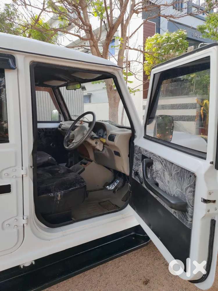 Mahindra Armada