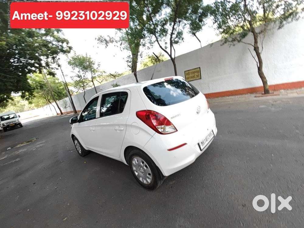 Hyundai I20 Sportz 1.2 Bs-iv, 2015, Petrol