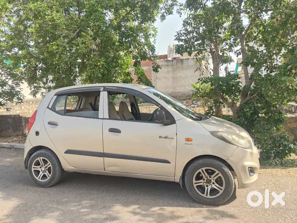 Hyundai I10 2012 Petrol 82000 Km Driven