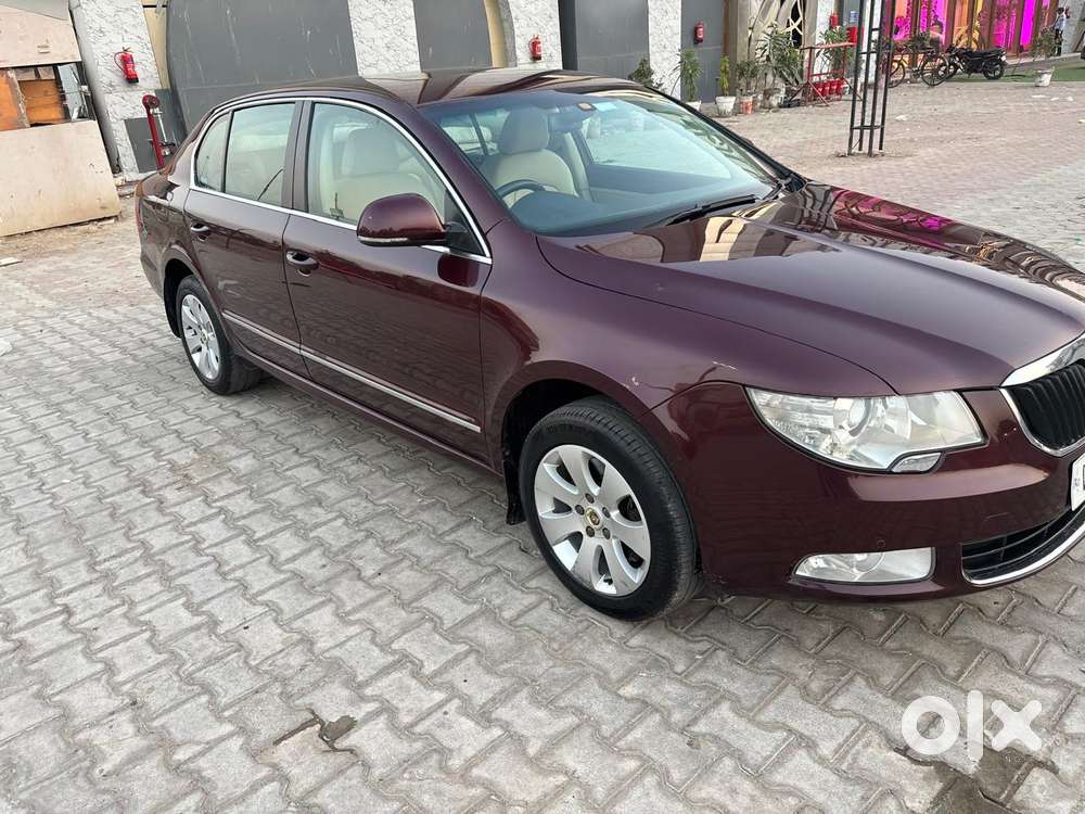 Skoda Superb, 2014, Petrol